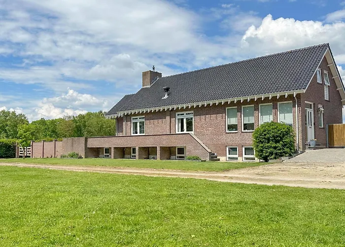 Weidezicht Nyaraló *